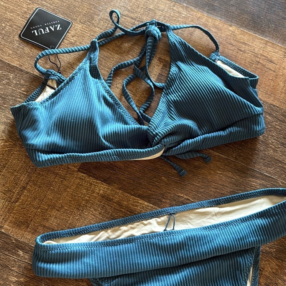 Zalful Blue Ribbed Bikini Set - Picture 2 of 4